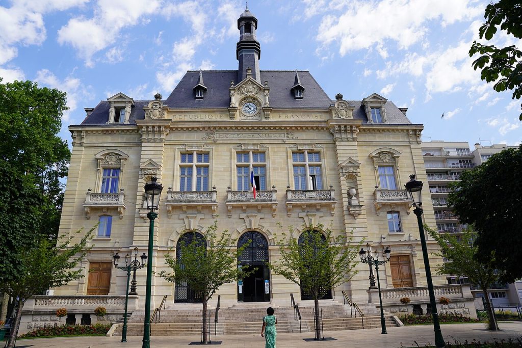 Façade de l'hôtel de ville de Colombes (Colombes)