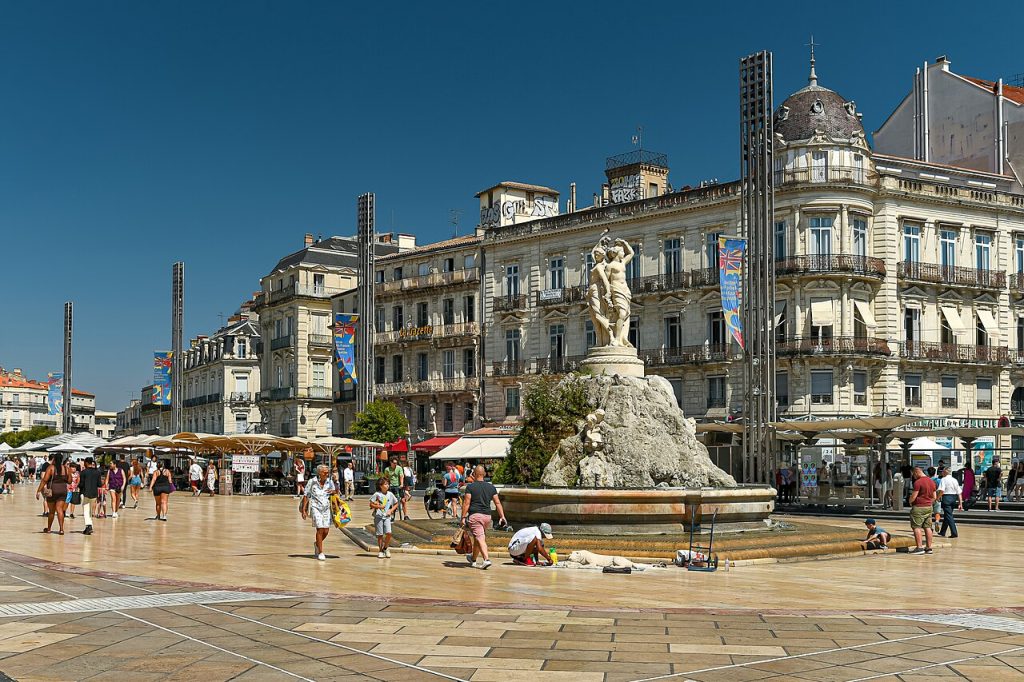 La place de la Comédie et la fontaine des Trois Grâces à Montpellier (Montpellier)